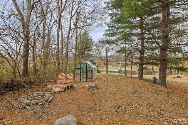 741 E Lake Drive, Edwardsville, IL 62025