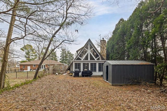 741 E Lake Drive, Edwardsville, IL 62025