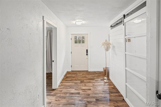 741 E Lake Drive, Edwardsville, IL 62025