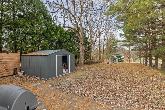 741 E Lake Drive, Edwardsville, IL 62025