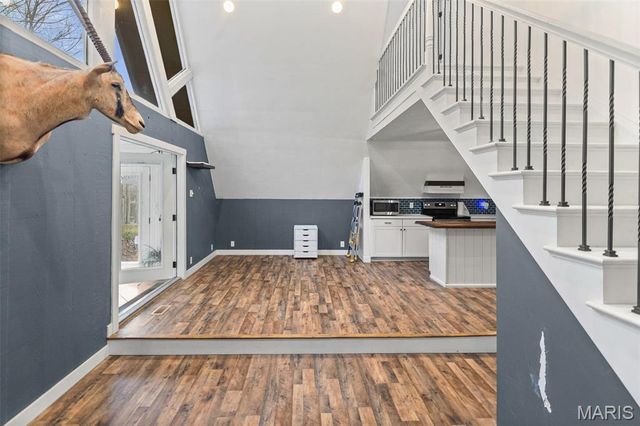 741 E Lake Drive, Edwardsville, IL 62025