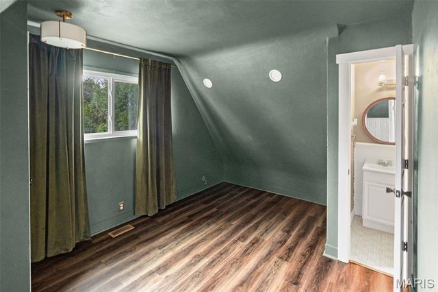 741 E Lake Drive, Edwardsville, IL 62025