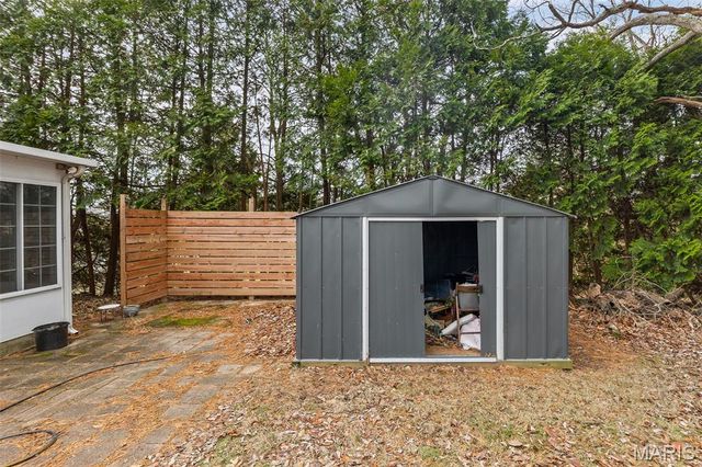 741 E Lake Drive, Edwardsville, IL 62025