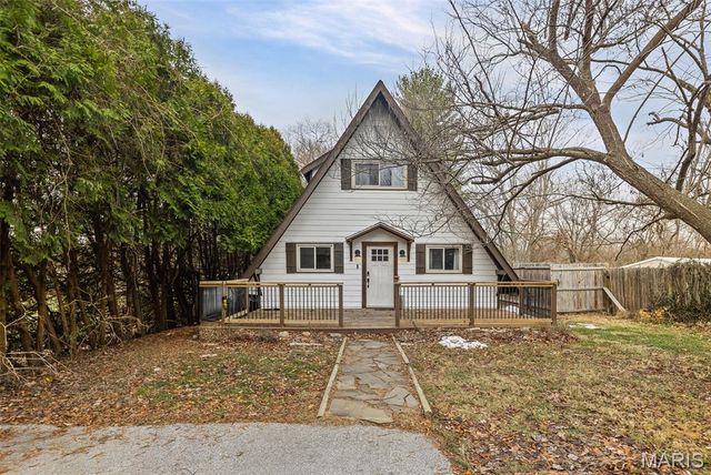 741 E Lake Drive, Edwardsville, IL 62025