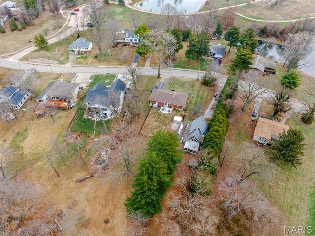 741 E Lake Drive, Edwardsville, IL 62025