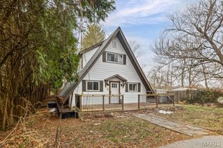 741 E Lake Drive, Edwardsville, IL 62025