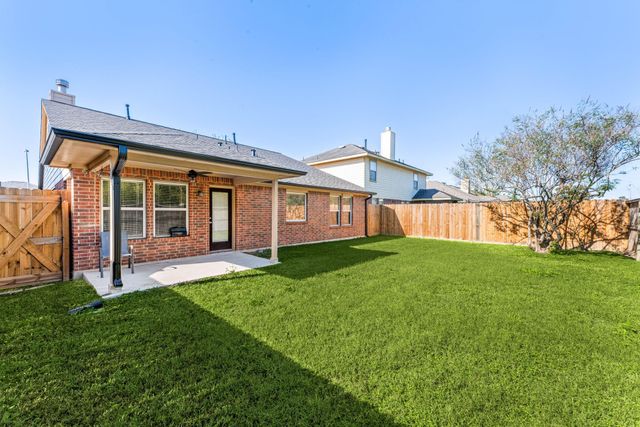 12006 Champions Walk Lane, Houston, TX 77066