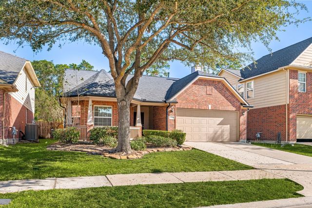 12006 Champions Walk Lane, Houston, TX 77066