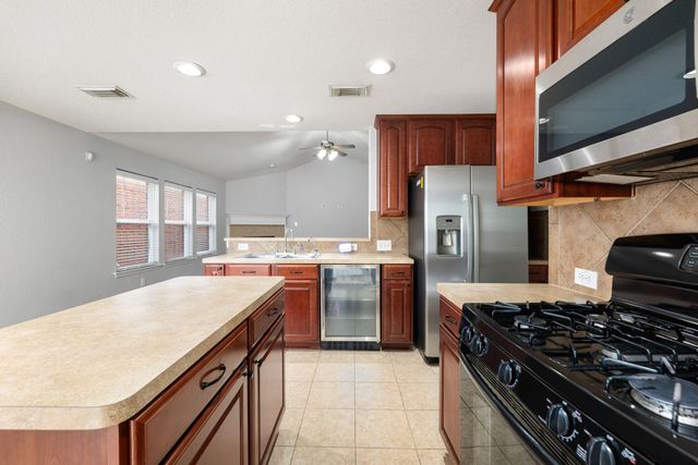 12006 Champions Walk Lane, Houston, TX 77066