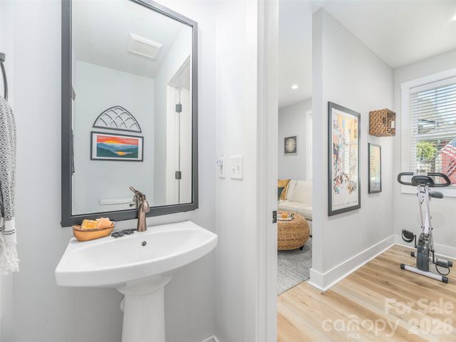 249 Flat Creek Road, Black Mountain, NC 28711