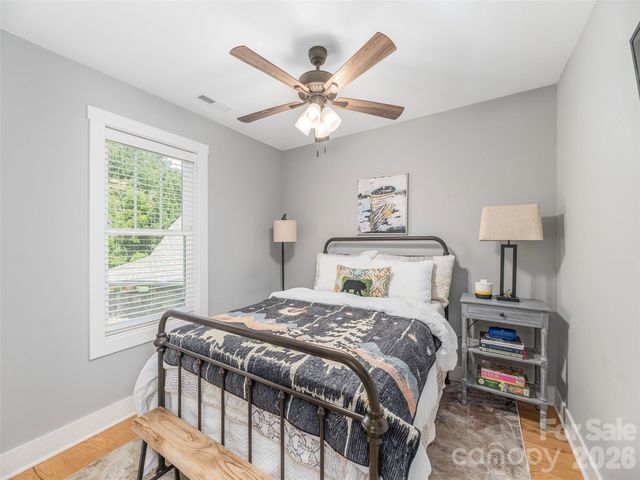 249 Flat Creek Road, Black Mountain, NC 28711