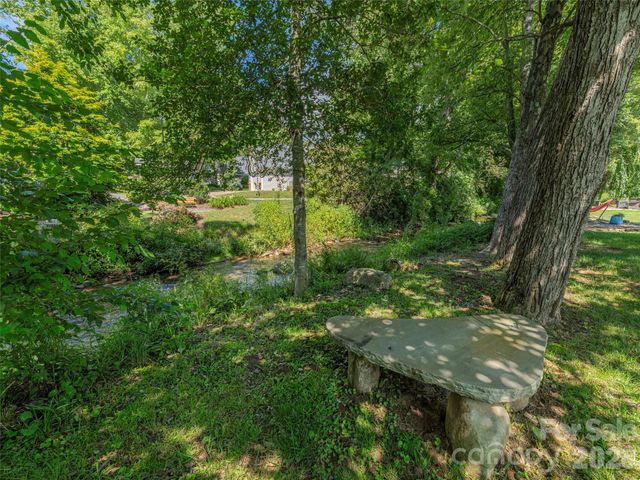 249 Flat Creek Road, Black Mountain, NC 28711
