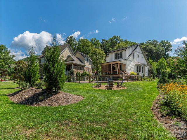 249 Flat Creek Road, Black Mountain, NC 28711