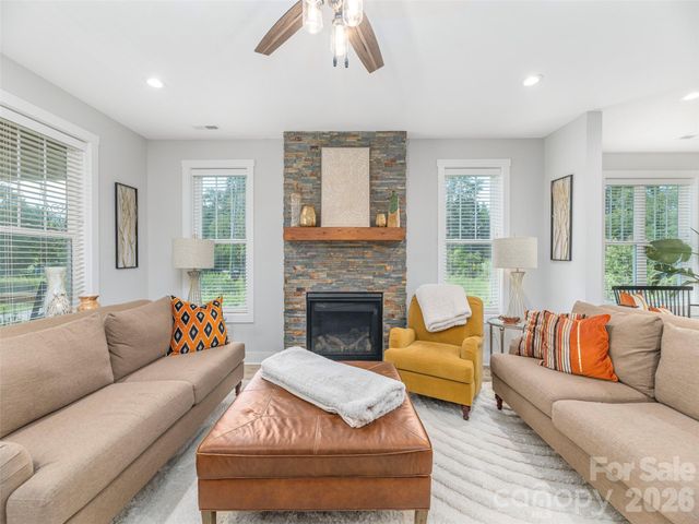 249 Flat Creek Road, Black Mountain, NC 28711