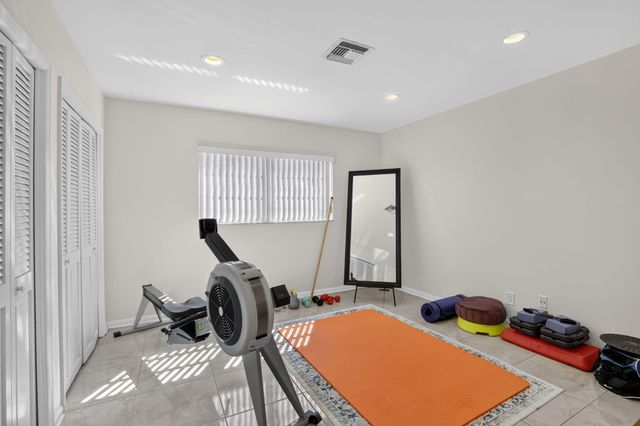 9821 SW 1ST Court, Plantation, FL 33324