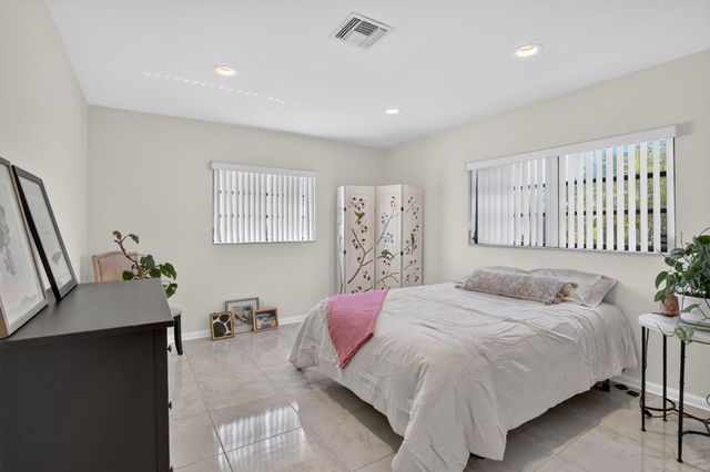 9821 SW 1ST Court, Plantation, FL 33324