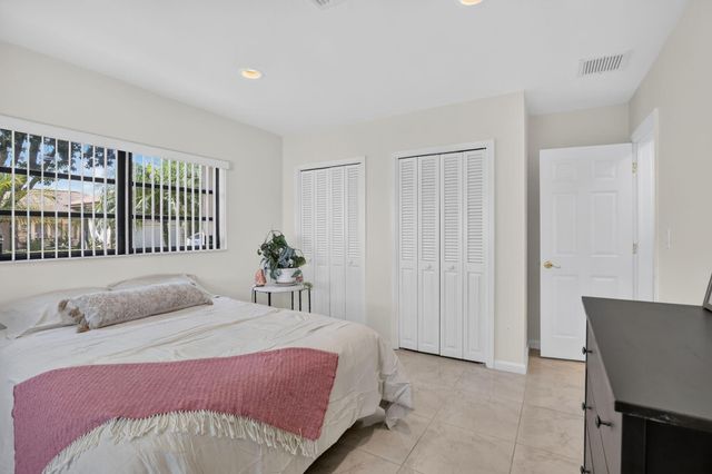 9821 SW 1ST Court, Plantation, FL 33324