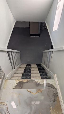 3837 Katherine St, Dearborn, MI 48124