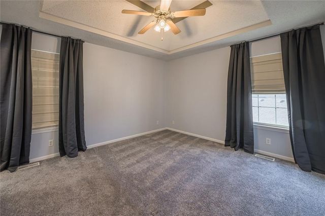 7419 N HICKORY Street, Kansas City, MO 64118