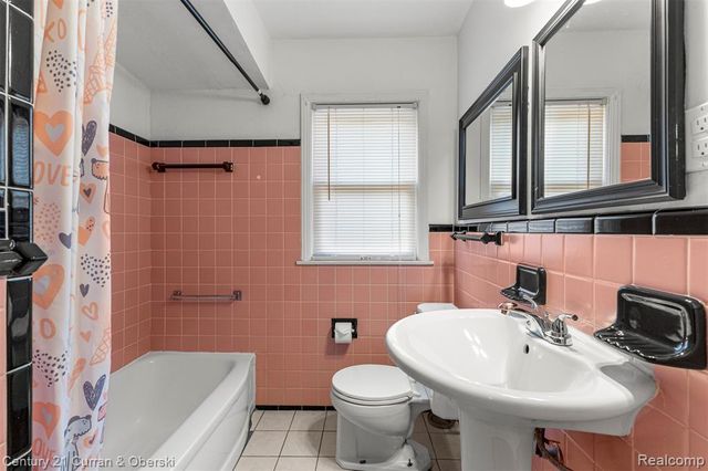 9299 Becker Avenue, Allen Park, MI 48101