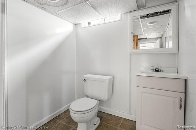 9299 Becker Avenue, Allen Park, MI 48101