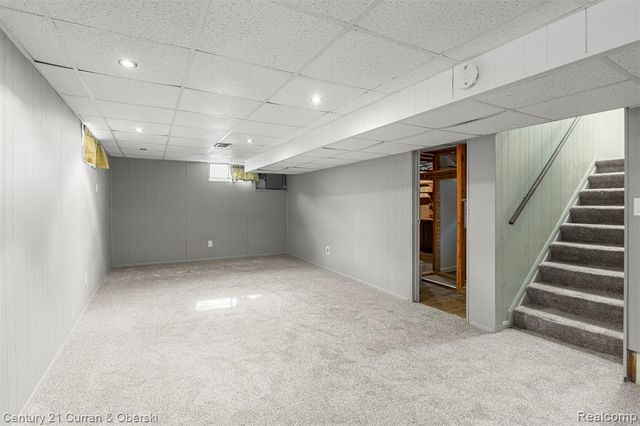 9299 Becker Avenue, Allen Park, MI 48101