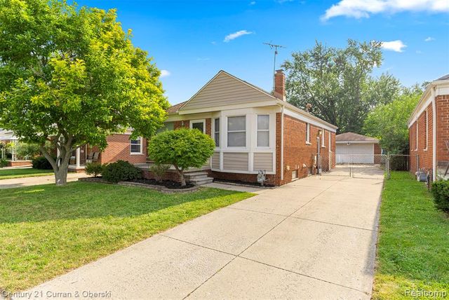 9299 Becker Avenue, Allen Park, MI 48101