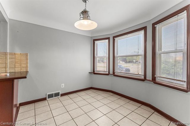 9299 Becker Avenue, Allen Park, MI 48101