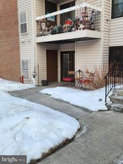 1105 CASTLE HARBOUR WAY #1A, Glen Burnie, MD 21060