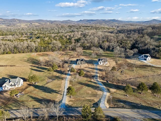 13645 Cainsville Rd, Lebanon, TN 37090