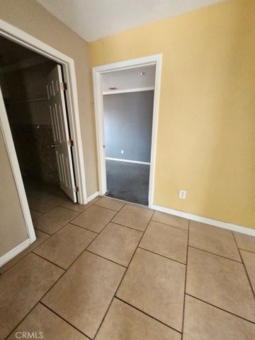 1319 E 59th, Los Angeles, CA 90001