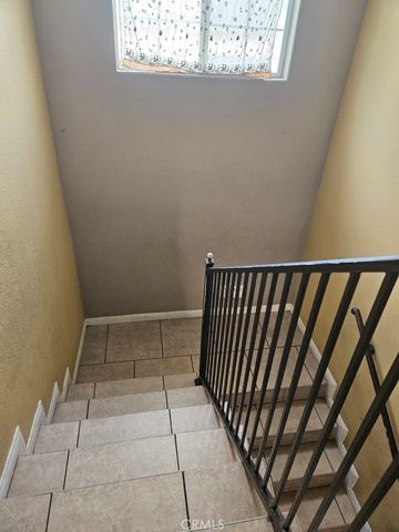 1319 E 59th, Los Angeles, CA 90001