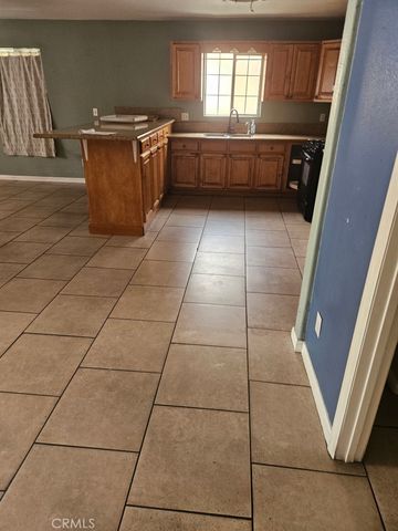 1319 E 59th, Los Angeles, CA 90001