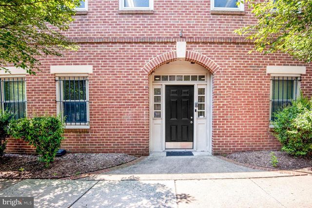 1020 PRINCESS ST, Alexandria, VA 22314