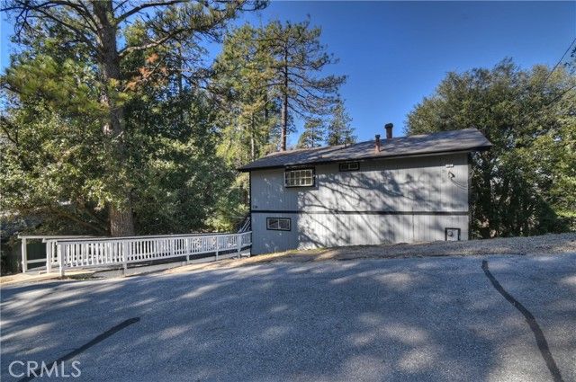 129 Zermat Unit 1 & 2, Crestline, CA 92325