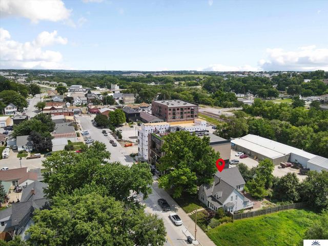 20609 Elkhorn Drive, Elkhorn, NE 68022