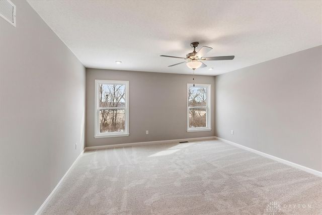 2544 Golden Leaf Drive, Beavercreek, OH 45431