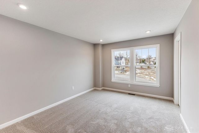 2544 Golden Leaf Drive, Beavercreek, OH 45431