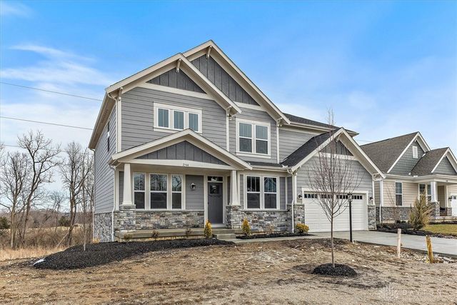 2544 Golden Leaf Drive, Beavercreek, OH 45431