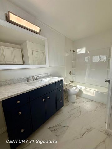 3310 Lexington Drive, Saginaw, MI 48601