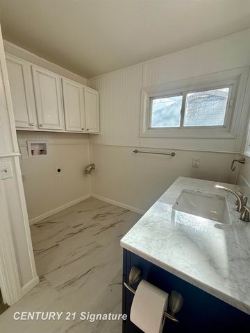 3310 Lexington Drive, Saginaw, MI 48601