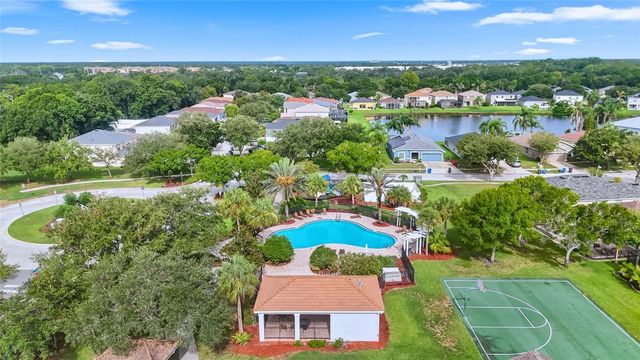 12426 COUNTRY WHITE CIRCLE, Tampa, FL 33635