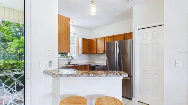 12426 COUNTRY WHITE CIRCLE, Tampa, FL 33635