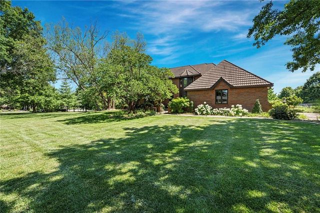 5801 W 180th Street, Stilwell, KS 66085