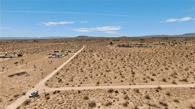 1903 Osgood Avenue, Landers, CA 92285