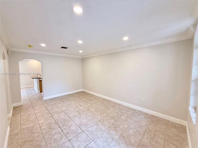 2674 SW 84th Ter 102, Miramar, FL 33025