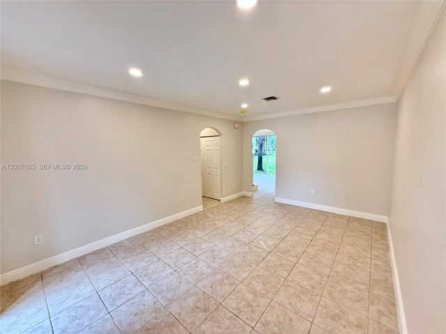 2674 SW 84th Ter 102, Miramar, FL 33025