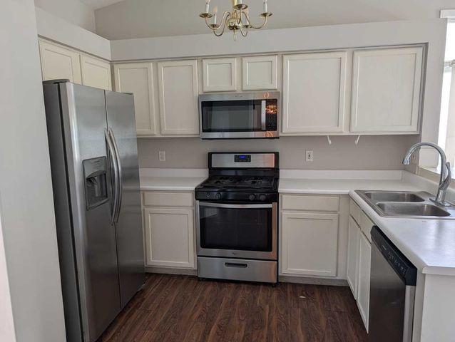 14002 Edgewater Court 14002, Plainfield, IL 60544