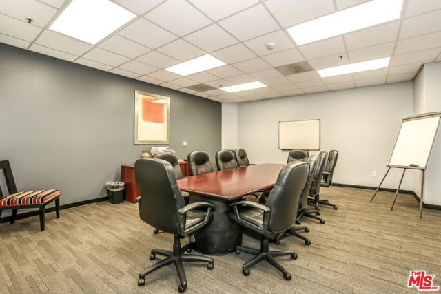 1100 Wilshire Boulevard 1805, Los Angeles, CA 90017