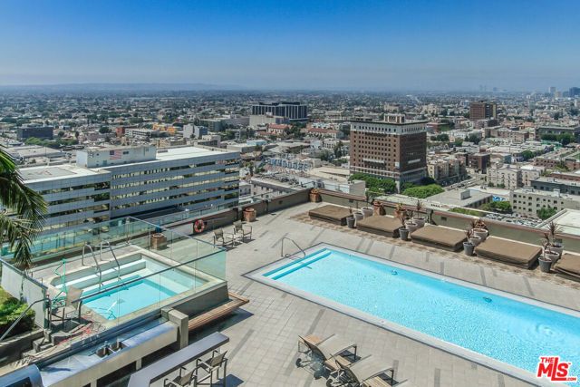 1100 Wilshire Boulevard 1805, Los Angeles, CA 90017